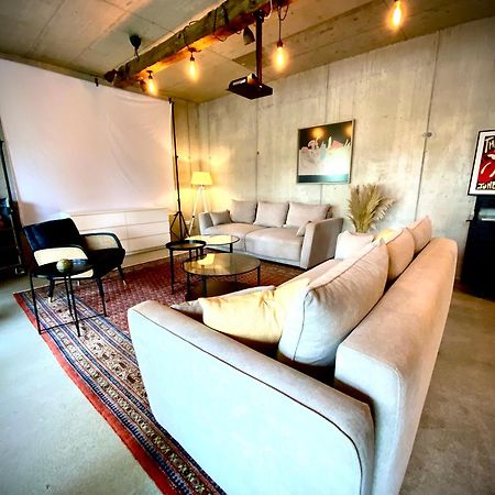 Waterfront - Urbane Eleganz Am Bachufer Apartment Филах Екстериор снимка
