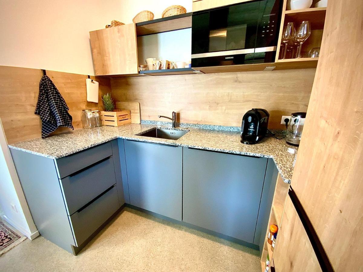Waterfront - Urbane Eleganz Am Bachufer Apartment Филах Екстериор снимка