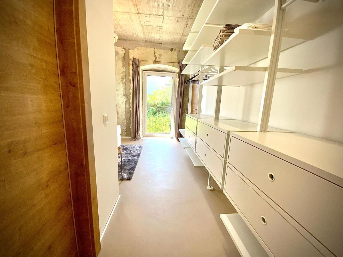 Waterfront - Urbane Eleganz Am Bachufer Apartment Филах Екстериор снимка
