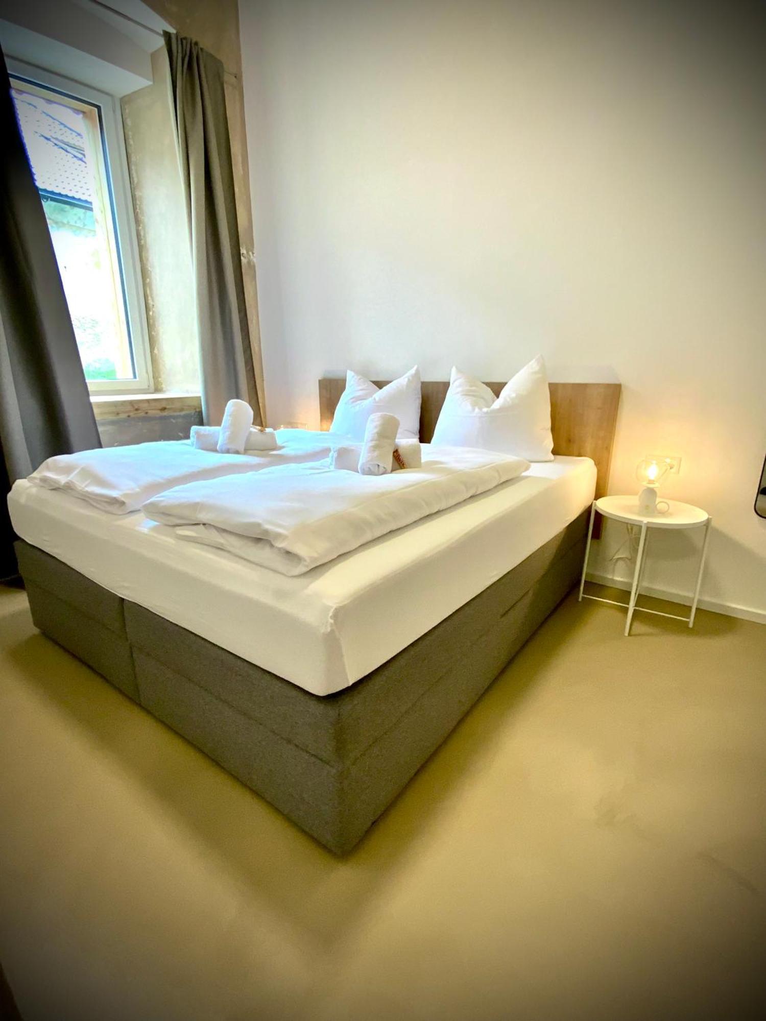 Waterfront - Urbane Eleganz Am Bachufer Apartment Филах Екстериор снимка