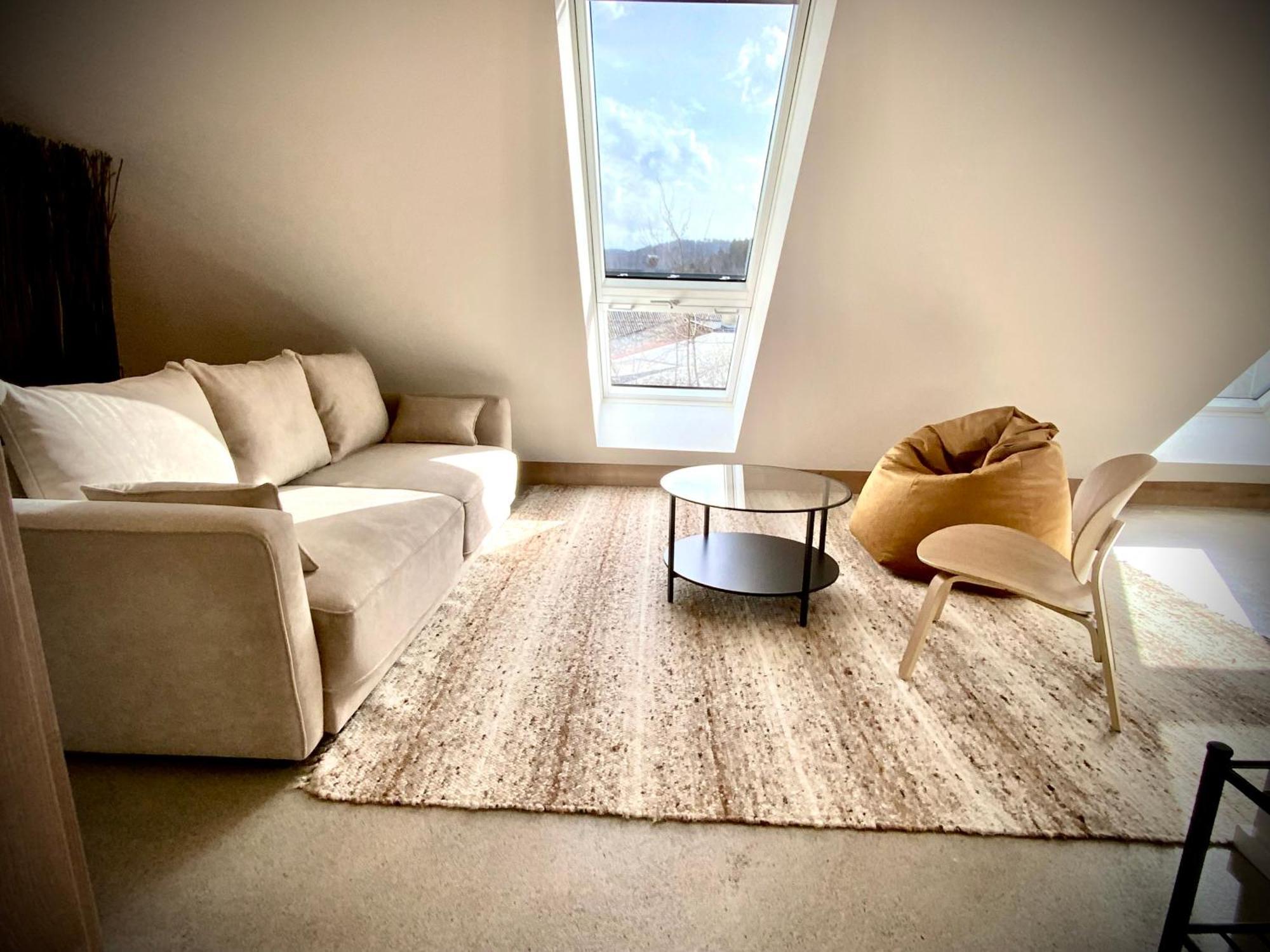 Waterfront - Urbane Eleganz Am Bachufer Apartment Филах Стая снимка