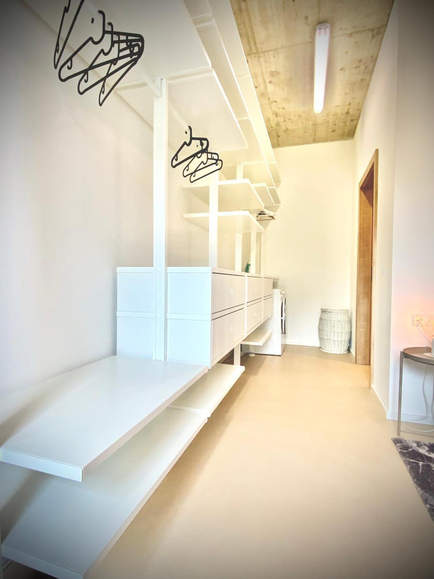 Waterfront - Urbane Eleganz Am Bachufer Apartment Филах Стая снимка