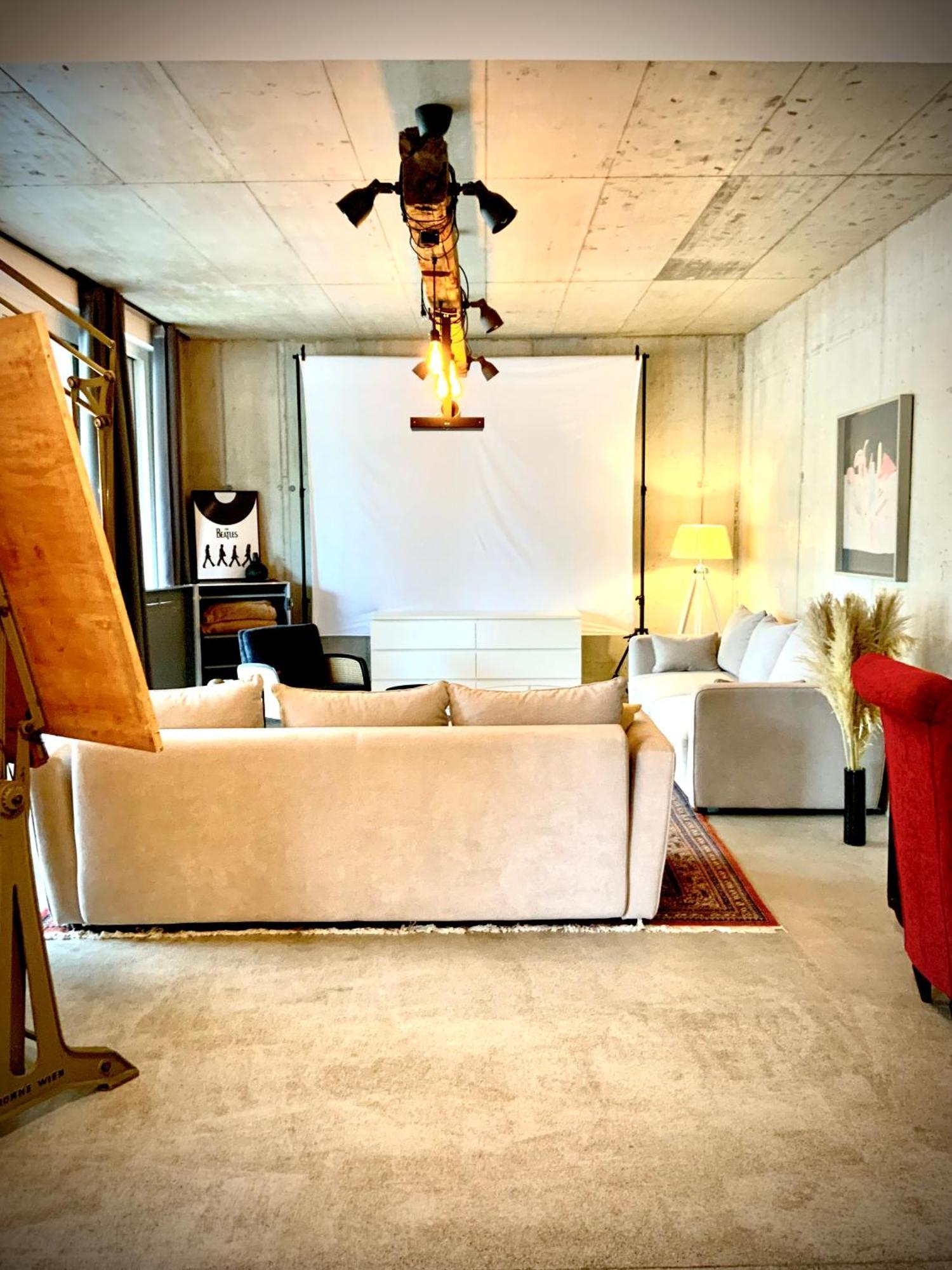 Waterfront - Urbane Eleganz Am Bachufer Apartment Филах Стая снимка